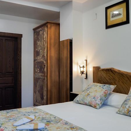 Posada Y Apartamentos Trebuesto De Guriezo Eksteriør bilde