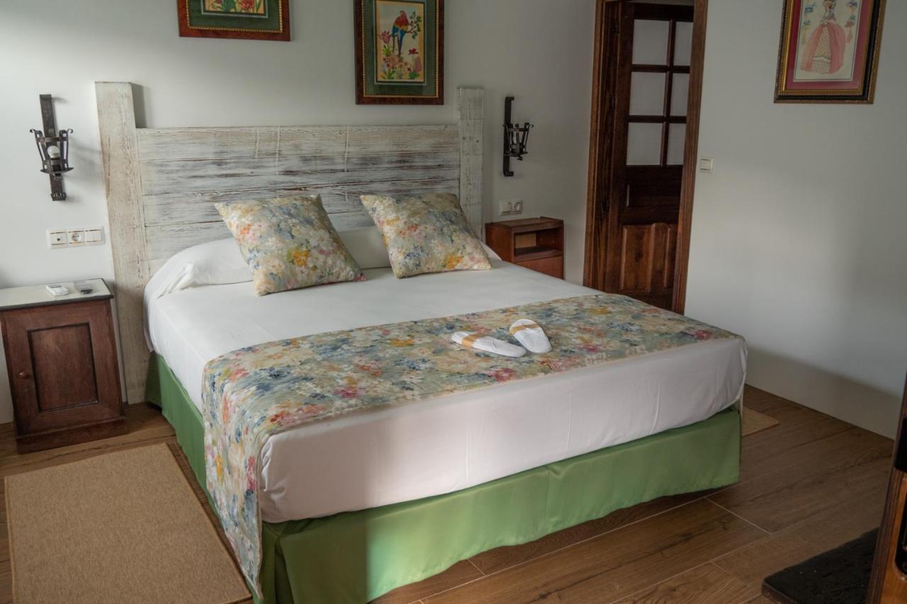 Posada Y Apartamentos Trebuesto De Guriezo Eksteriør bilde
