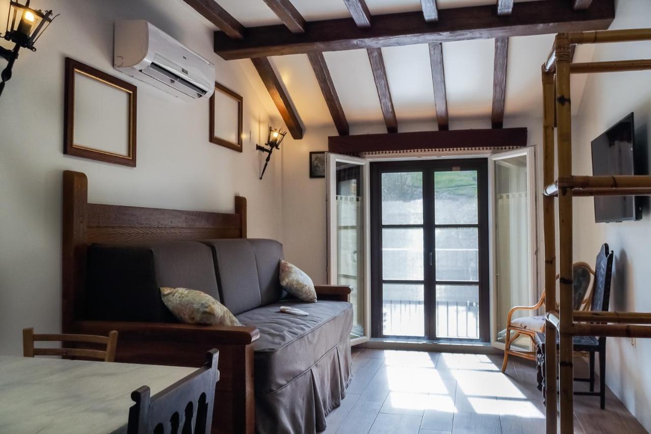 Posada Y Apartamentos Trebuesto De Guriezo Eksteriør bilde