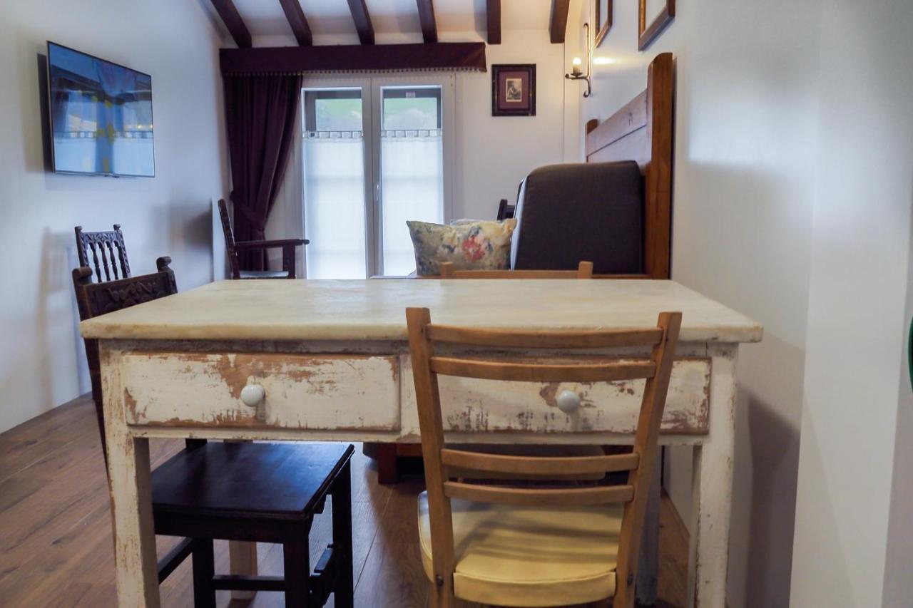 Posada Y Apartamentos Trebuesto De Guriezo Eksteriør bilde