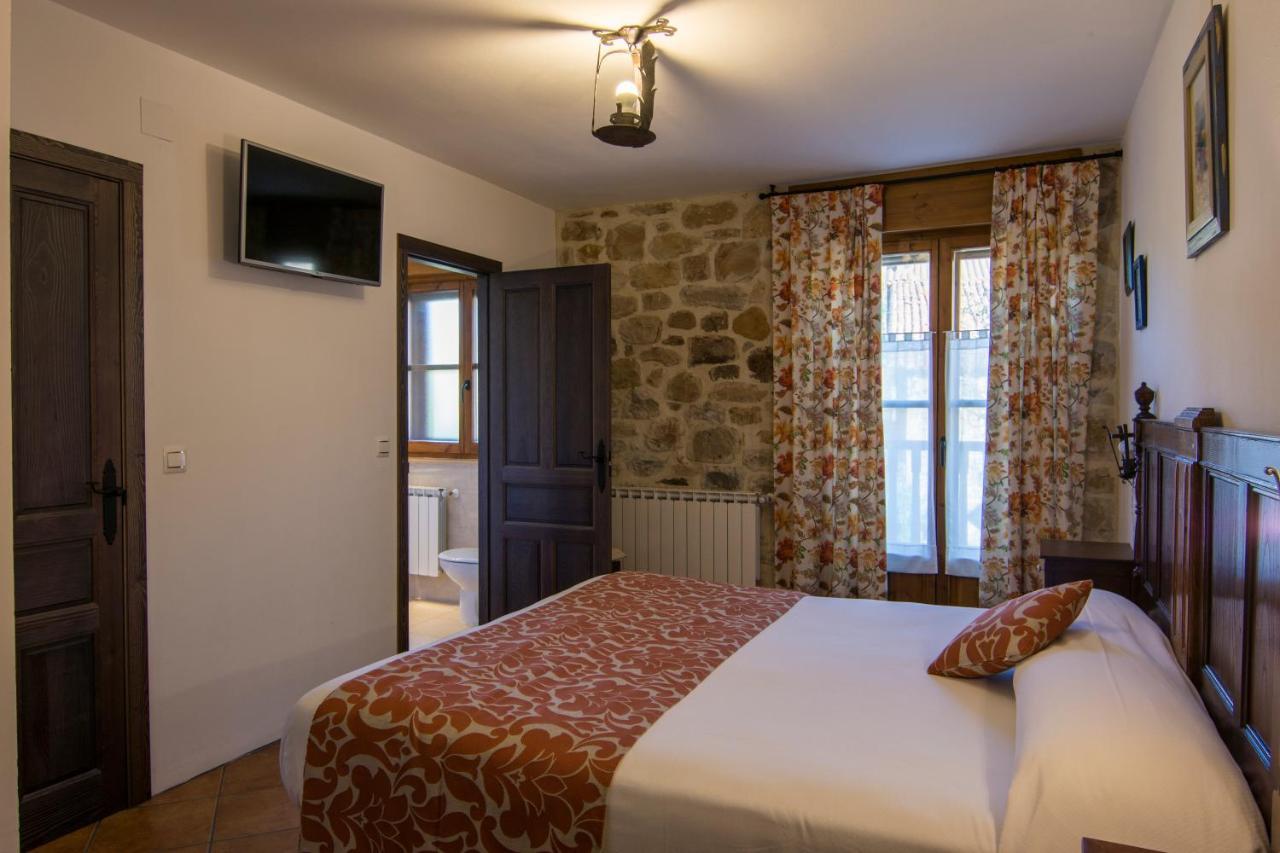 Posada Y Apartamentos Trebuesto De Guriezo Eksteriør bilde