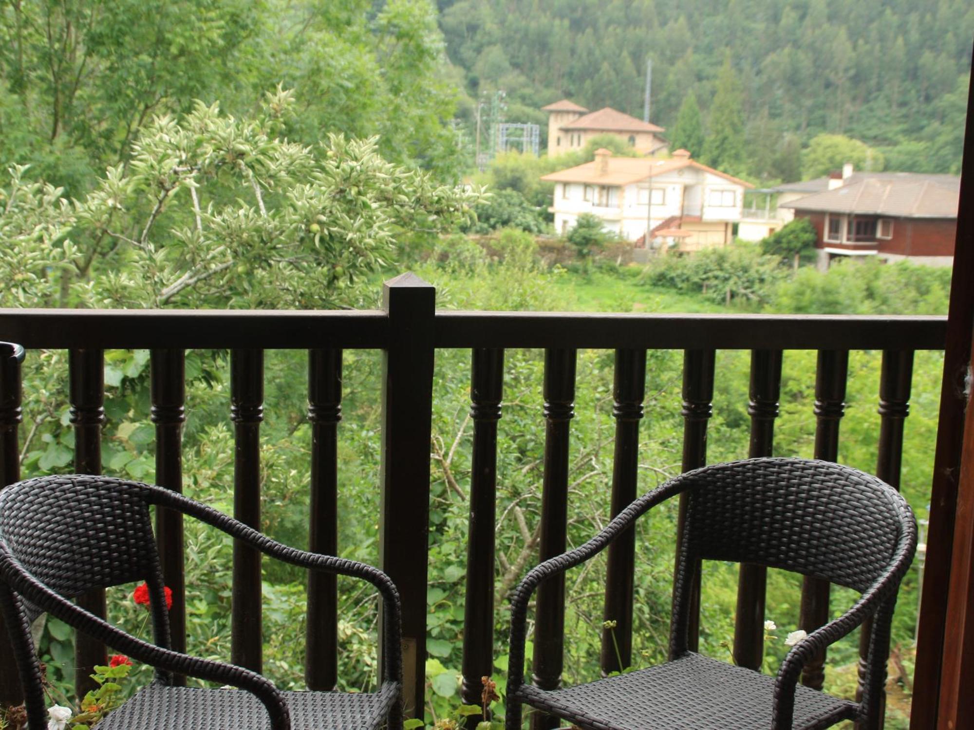 Posada Y Apartamentos Trebuesto De Guriezo Rom bilde